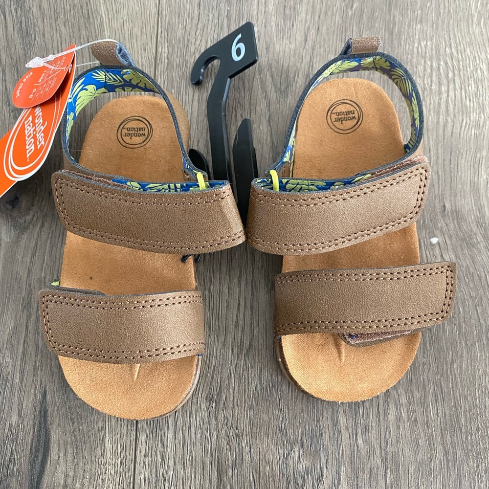 Toddler Boy Sandals Size 6C